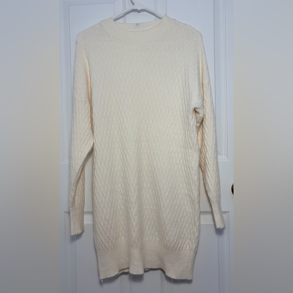 Chic Cream Cable Knit Sweater